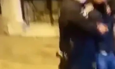 AKP Genel Merkezi önünde hareketli saatler Tutuklamalar Var