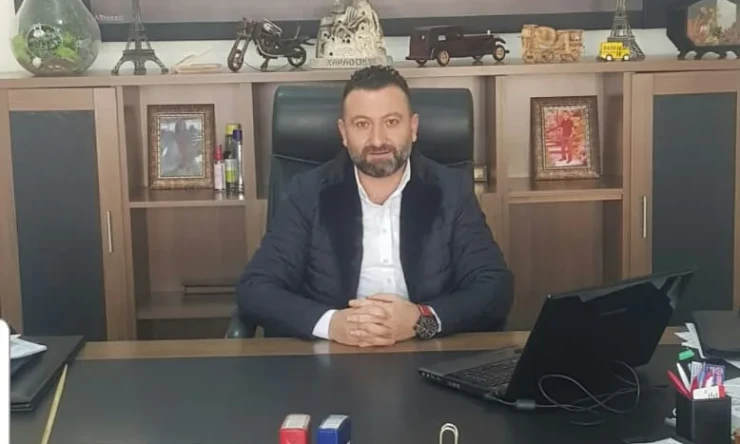 Hüseyin Can yeni yıl münasebeti ile bir kutlama mesajı yayınladı