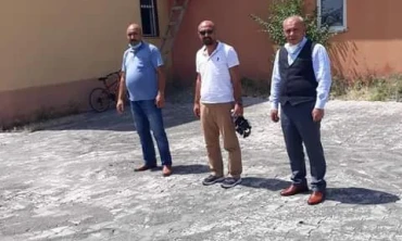 Başkan Ali kemal ayaz'ın talimatlarıyla aşağı erhaci köyünüzün okul tadilatı talimatı verdi