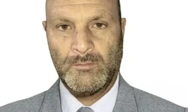 Bu topraklar sizler gibi kurnazları inan çok gördüm