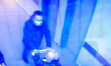 'Oğlunu Arayacağım' Diye Kandırdığı Yaşlı Hastanın Telefonunu Çaldı