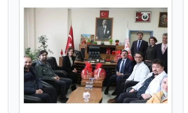 Iğdır Validen Doktorlara Tıp Bayramı Ziyareti