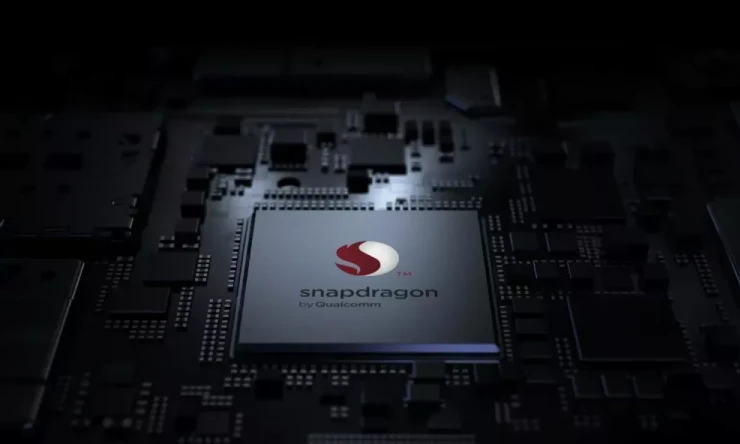 Qualcomm'un Apple M1 rakibi 2023'ün sonlarında yolda