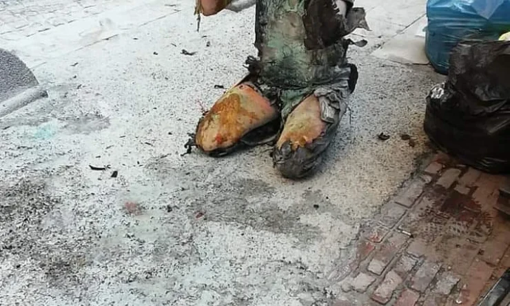 Galata kulesi yakınlarında bir kişi kendini yaktı