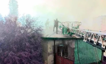 Iğdır'da bir müstakil evde yangın çıktı, evi eşinin yaktığını iddia ediliyor