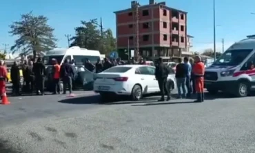 Iğdır'da iki araç çarpıştı iki yaralı