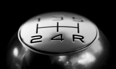 Lexus, elektrikli araç sürüşü daha ilgi çekici hale getirmek için bir "manuel şanzıman" geliştiriyor