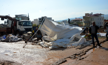 Kahramanmaraş'ta Hortum Felaketi: 1 Ölü, 50 Yaralı