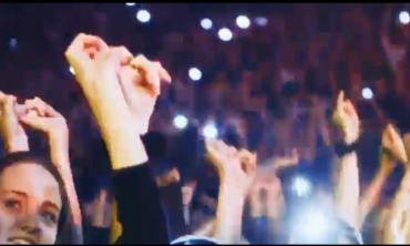 Kürt asıllı Danimarkalı Popstar Tobias Rahim On Binlerce Kişiye Halay Çektirdi