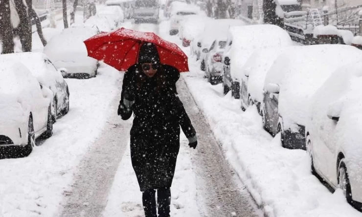 İstanbul'a Kar Geliyor: Meteorolog Ümit Kartacihan'dan Flaş Tahminler!