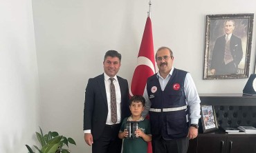 Iğdır'da "UZMAN VETERİNER HEKİM MESUT ULUSOY" Çevre ve Şehircilik İl Müdürü Resul Deveci'yi Ziyaret Etti