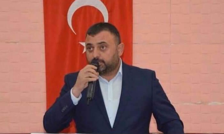 Iğdır'da Eski Eğitim Bir Sen Başkanı Malik Akşit Otel Odasında Ölü Bulundu: Ölüm Nedeni Araştırılıyor