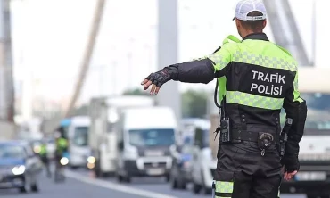 Eski Milletvekillerine Trafik Cezası Muafiyeti İddiası Tartışma Yarattı