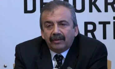 DEM Parti Doğruladı: Sırrı Süreyya Önder Kalp Krizi Geçirdi