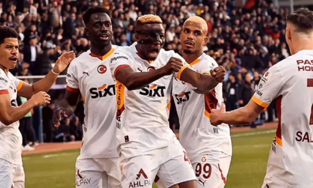 Galatasaray Deplasmanda Adana Demirspor'u Mağlup Etti: Şampiyonluk Yarışında Puan Farkı 7'ye Yükseldi