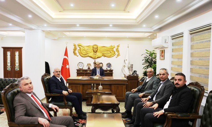 Demirel Ailesinden Iğdır Valisi Mustafa Fırat Taşolar’a Hayırlı Olsun Ziyareti