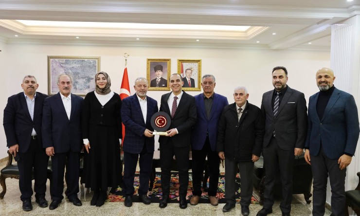 Iğdırlı Hayırsever İş İnsanı Abdulcabbar Baştemur’dan Vali Taşolar’a Ziyaret