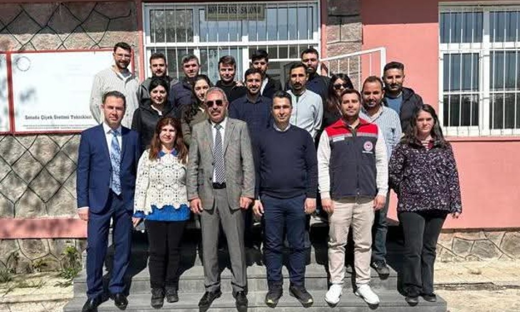 Şap hastalığı ile mücadele için Veteriner Hekimlere eğitim verildi